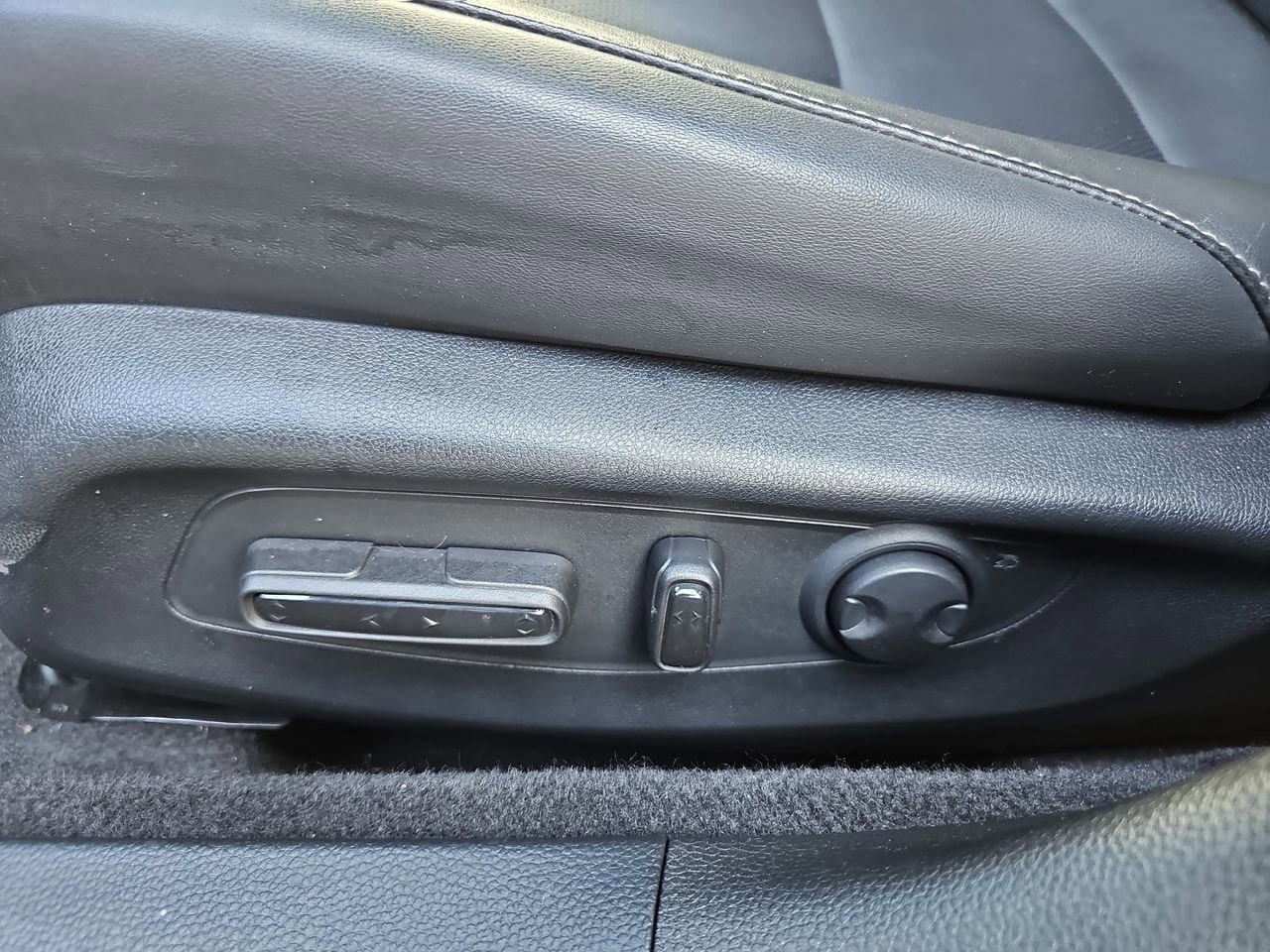 Used 2023 Honda Accord Touring image 30