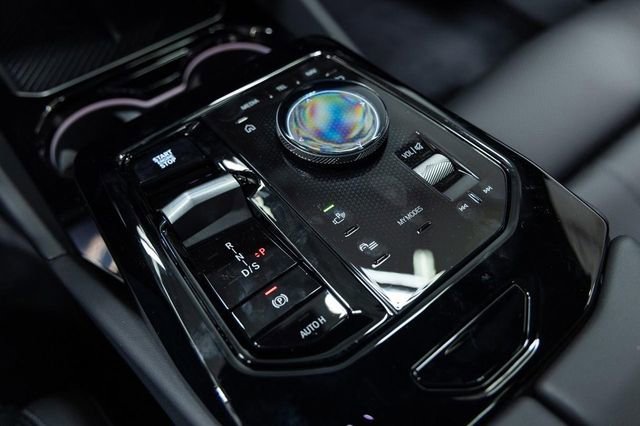 New 2026 BMW 530i xDrive image 21