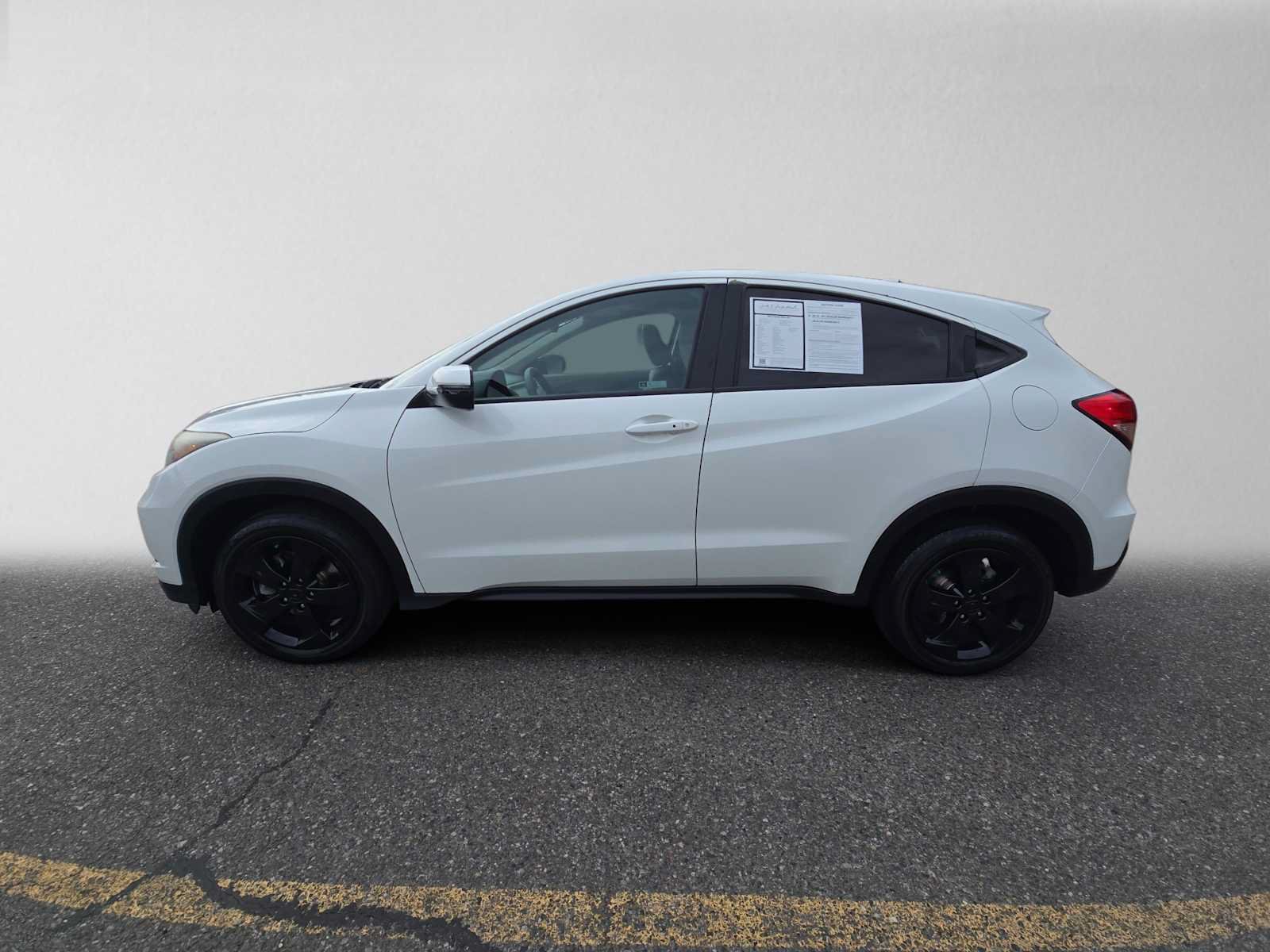 Used 2018 Honda HR-V EX image 6