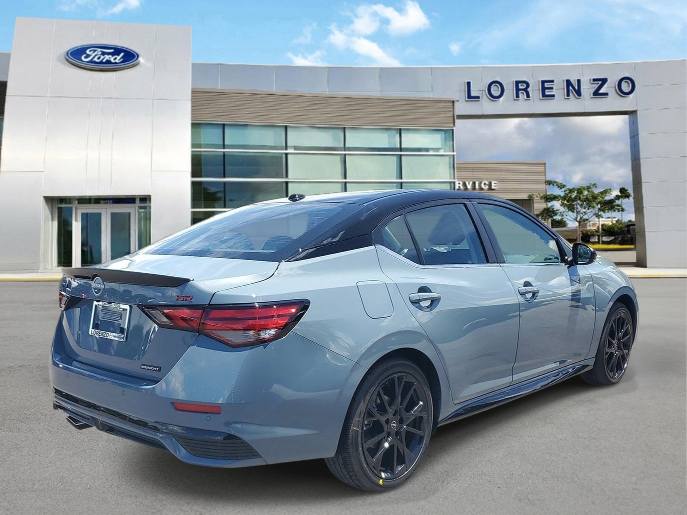 Used 2025 Nissan Sentra SR w/ Midnight Edition FWD image 4
