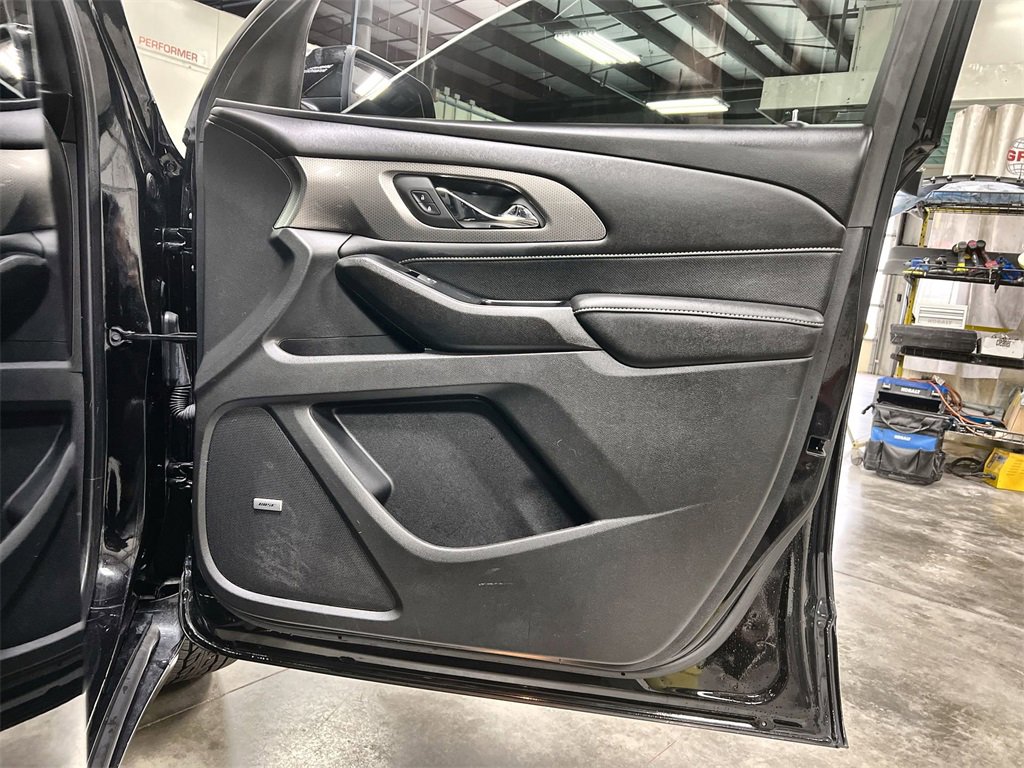 Used 2023 Chevrolet Traverse Premier w/ Redline Edition image 40