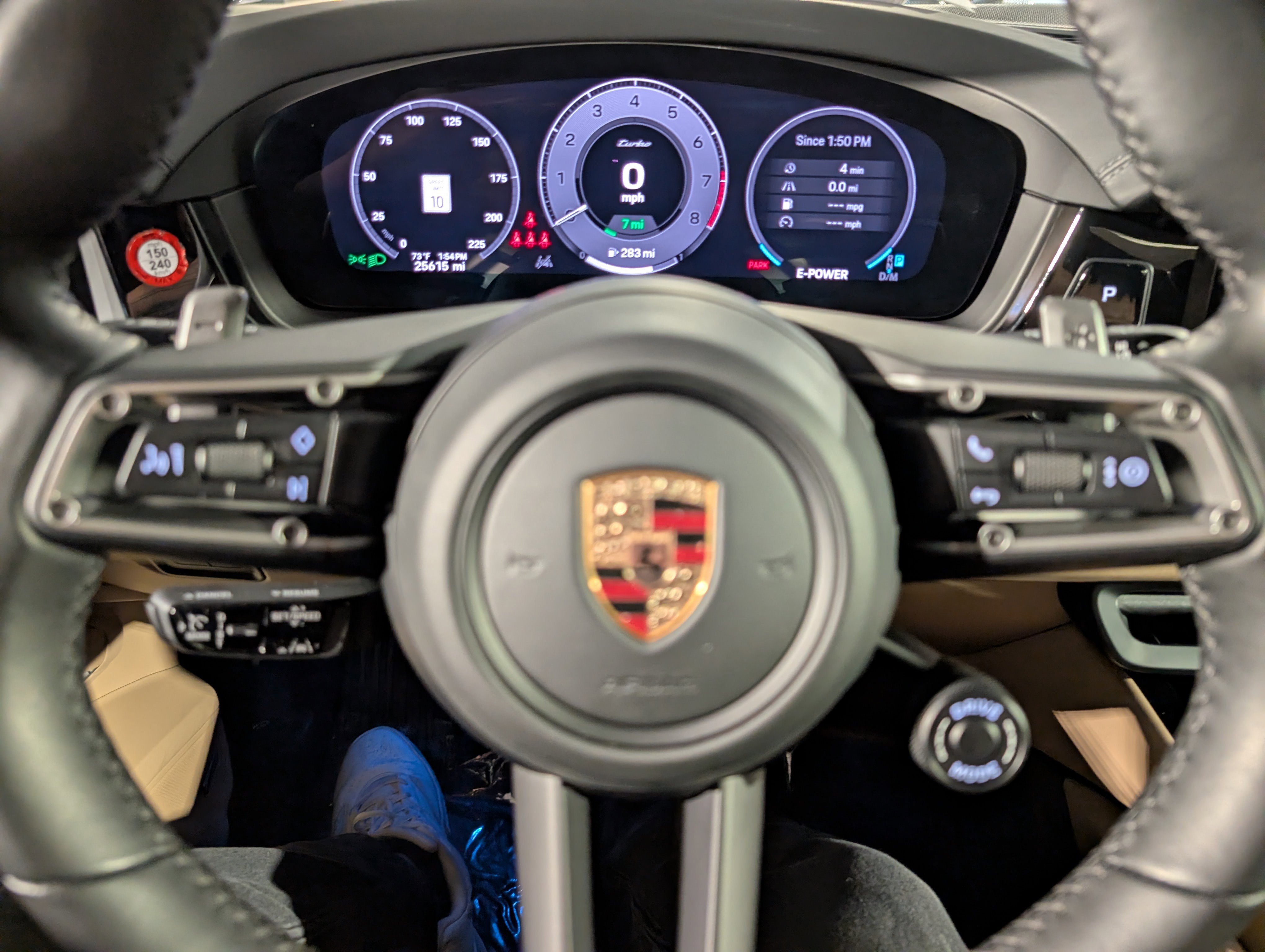 Certified 2024 Porsche Cayenne Turbo AWD/4WD image 23