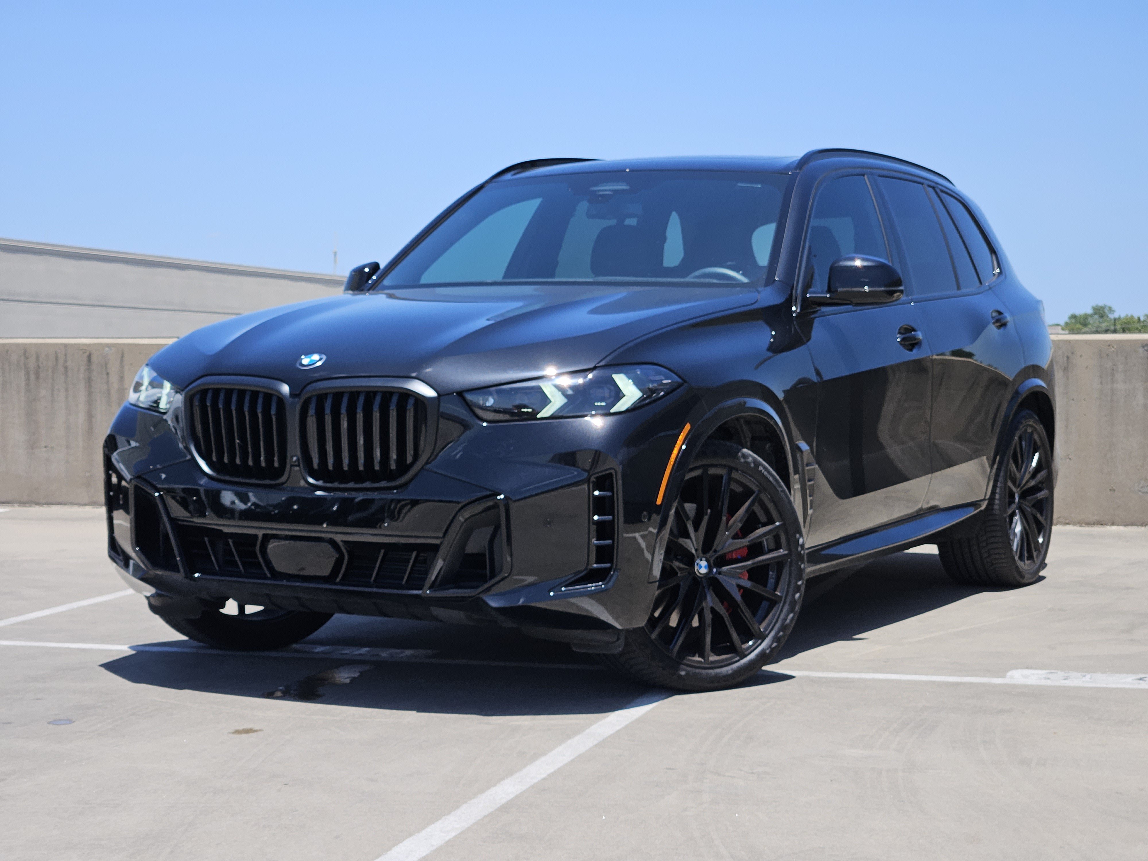 Used 2026 BMW X5 xDrive40i w/ M Sport Package AWD/4WD video 1