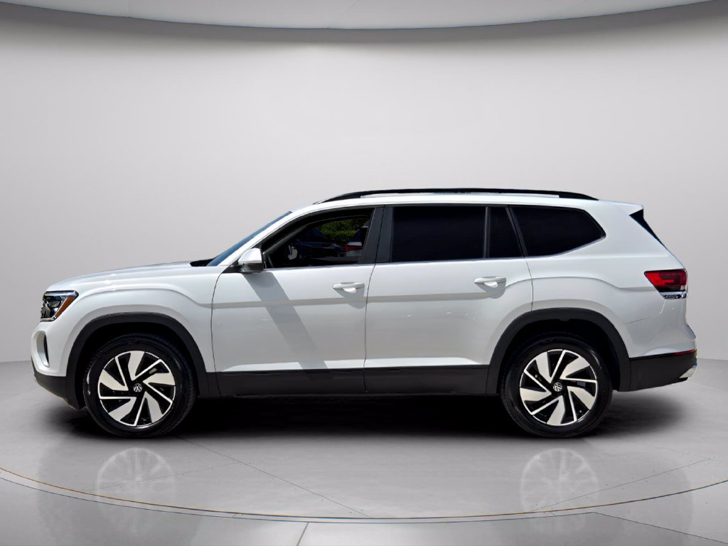 Certified 2026 Volkswagen Atlas SE w/ Panoramic Sunroof Package FWD image 3