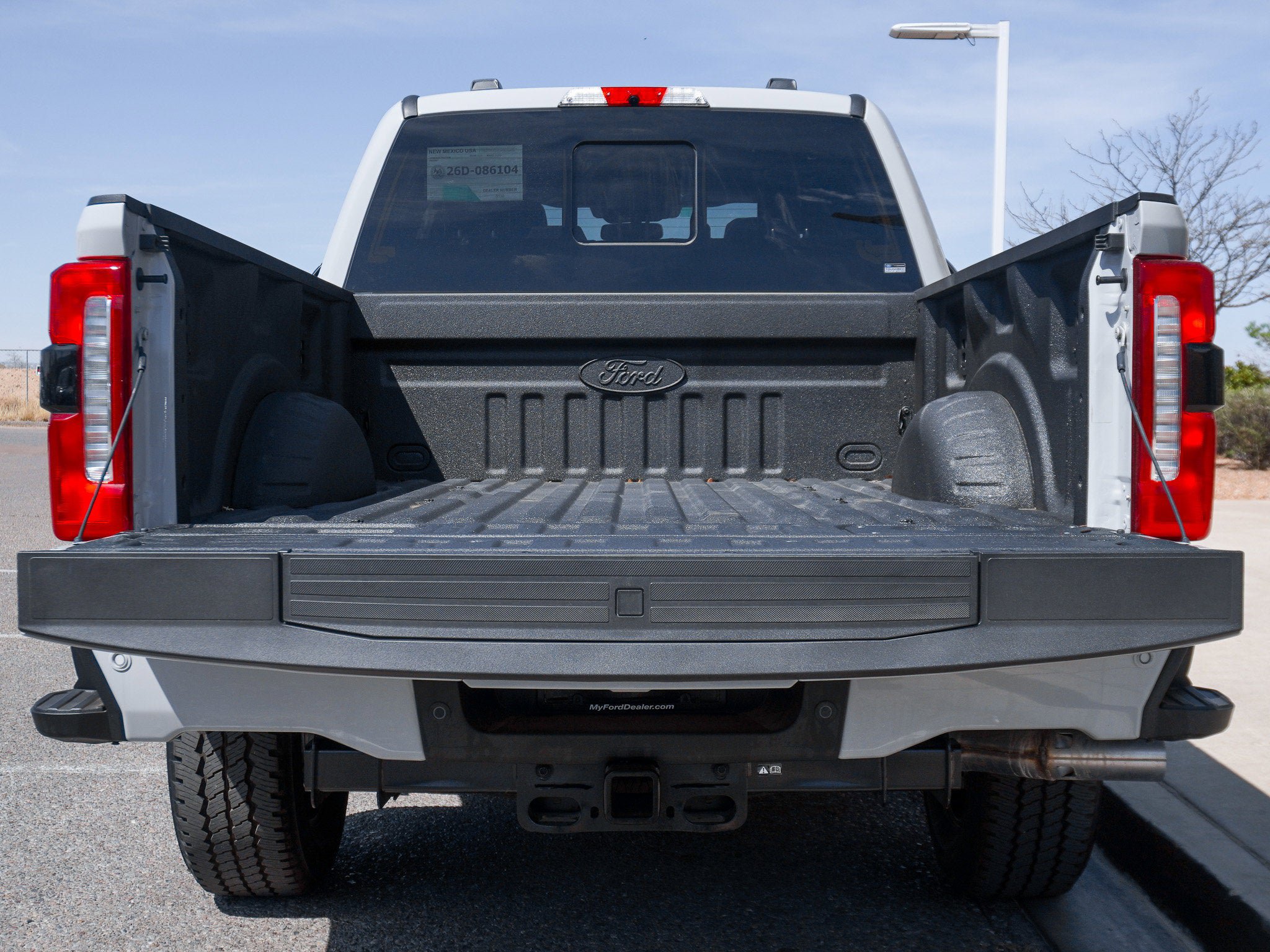 New 2026 Ford F250 Lariat w/ Black Appearance Package AWD/4WD image 19