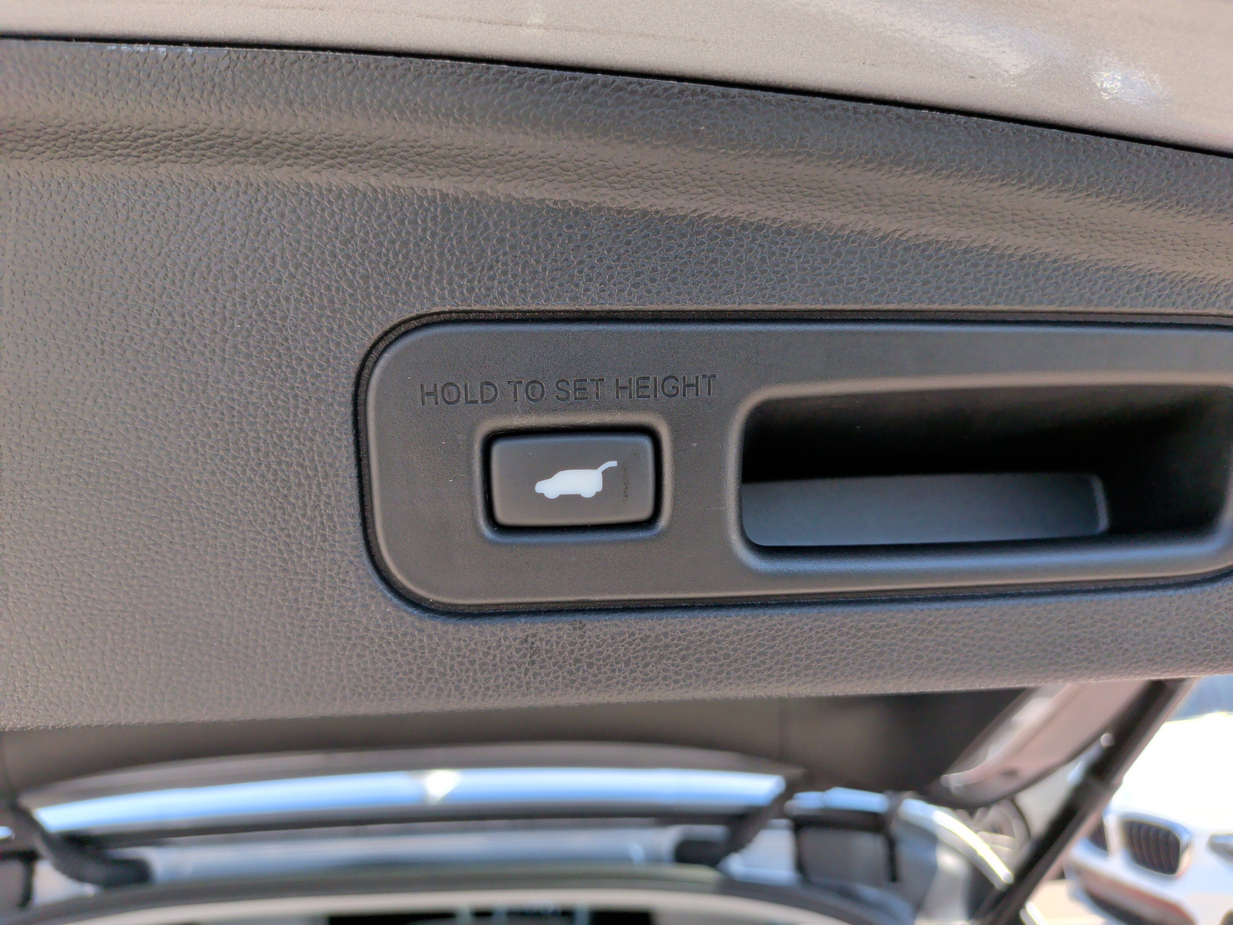 Used 2025 Acura MDX SH-AWD w/ Technology Package image 44