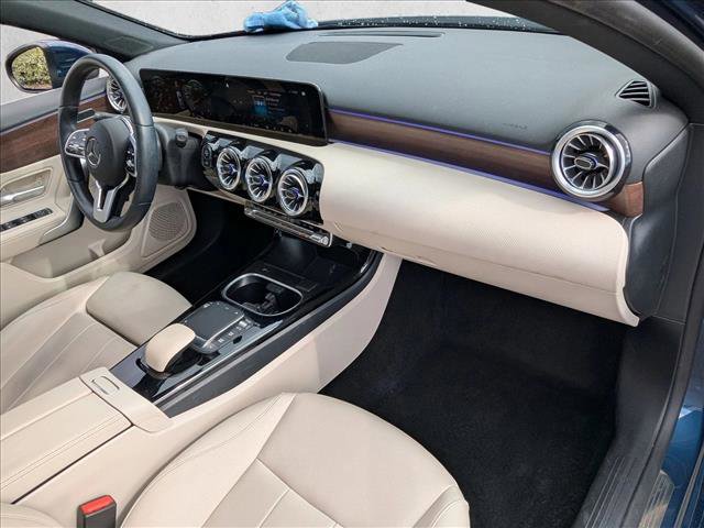 Certified 2022 Mercedes-Benz A 220 4MATIC image 19