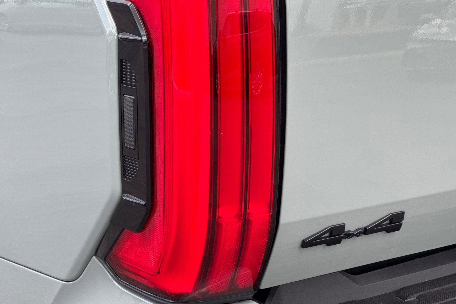 Certified 2025 Toyota Tundra Limited AWD/4WD image 35