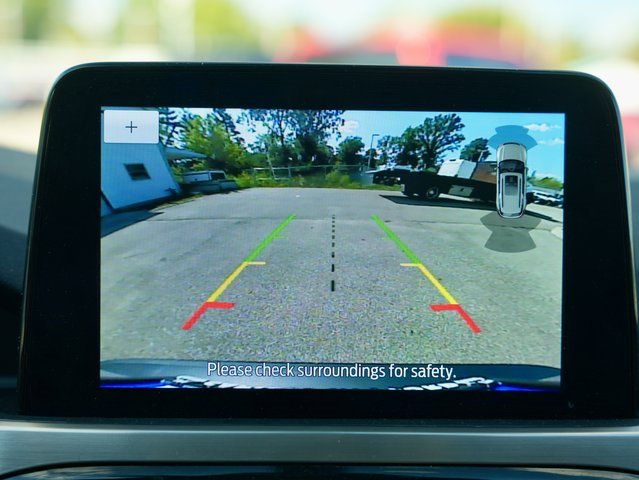 Used 2022 Ford Escape Titanium image 21