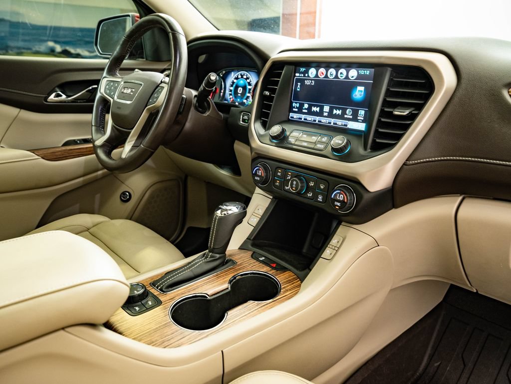 Used 2019 GMC Acadia Denali w/ Technology Package AWD/4WD image 51