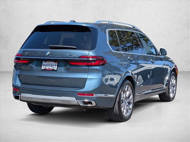 Used 2025 BMW X7 xDrive40i AWD/4WD image 5