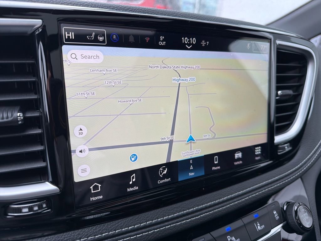 New 2026 Chrysler Pacifica Limited image 20