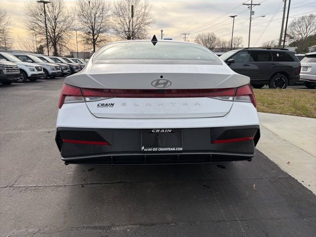 Certified 2024 Hyundai Elantra SEL image 6