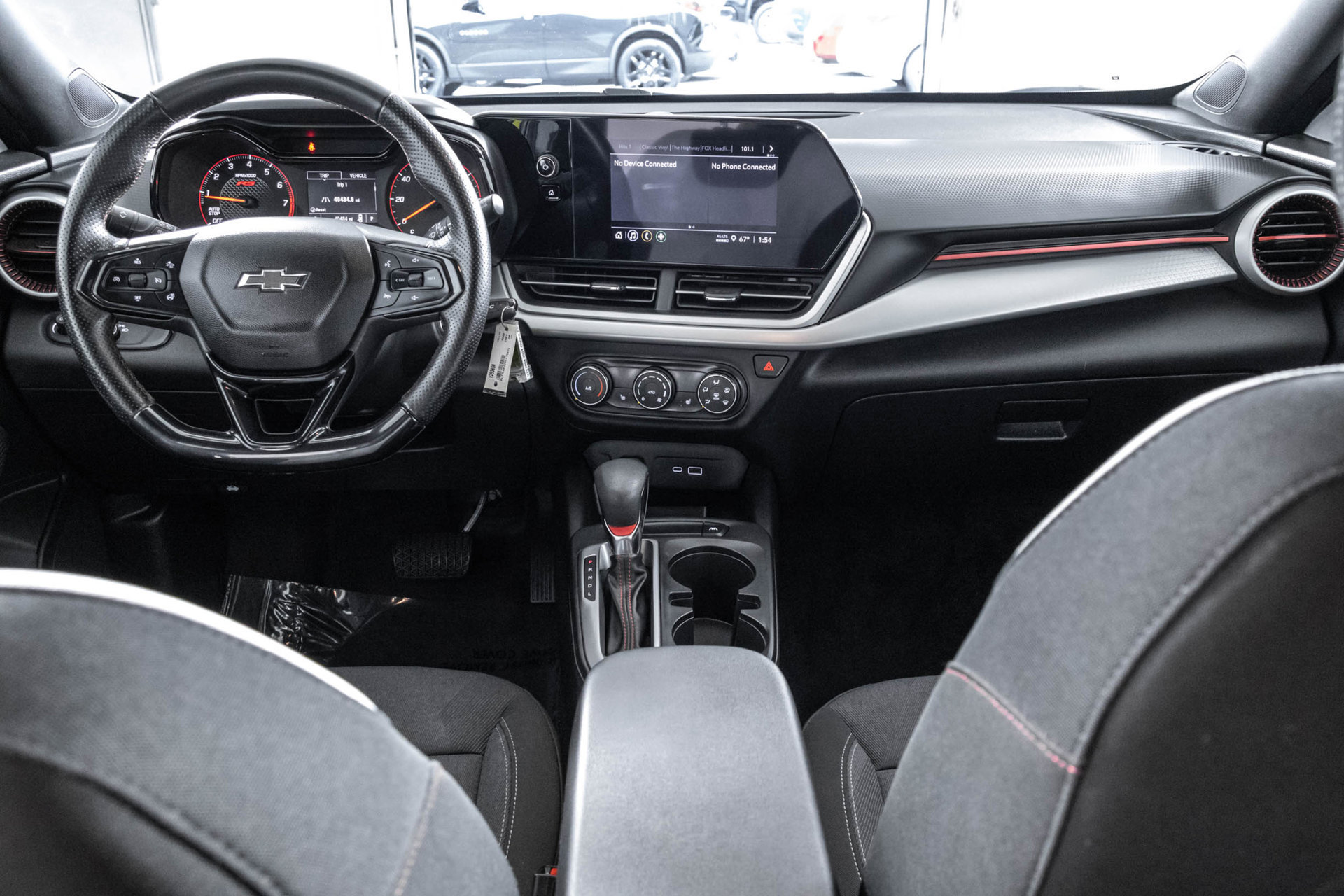 Used 2024 Chevrolet Trax RS w/ Driver Confidence Package FWD image 22