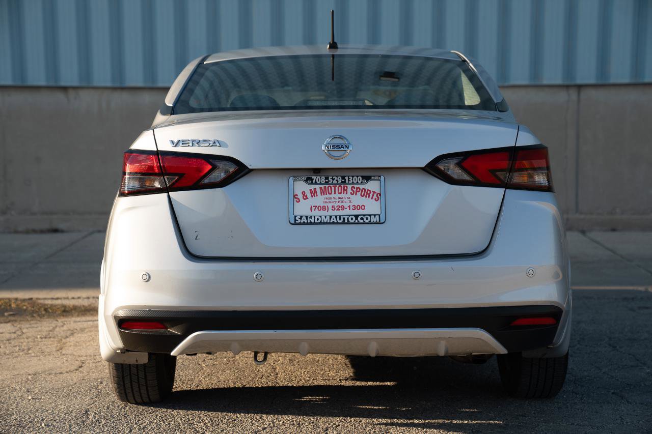 Used 2020 Nissan Versa S FWD image 14