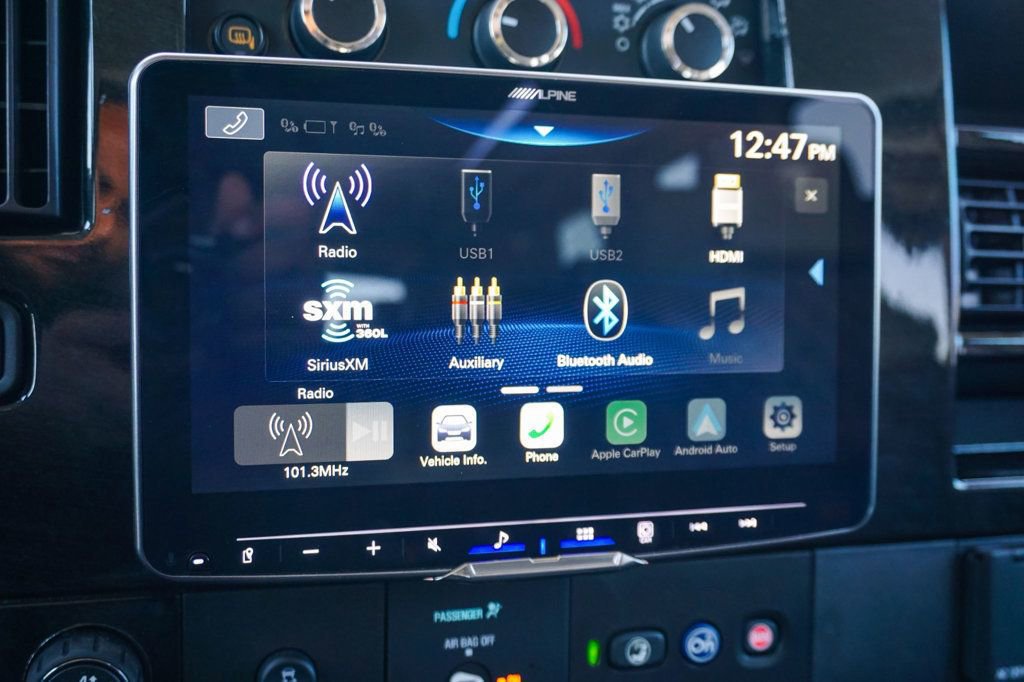 Used 2023 GMC Savana 2500 Extended image 14