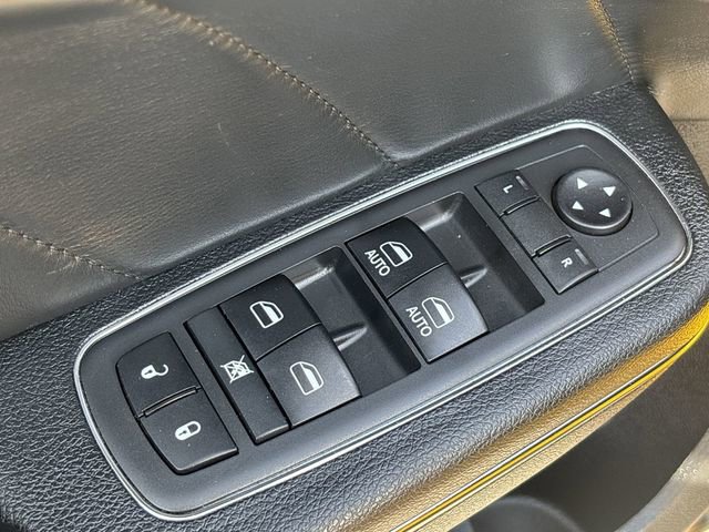 Used 2018 Dodge Charger SRT Hellcat image 4