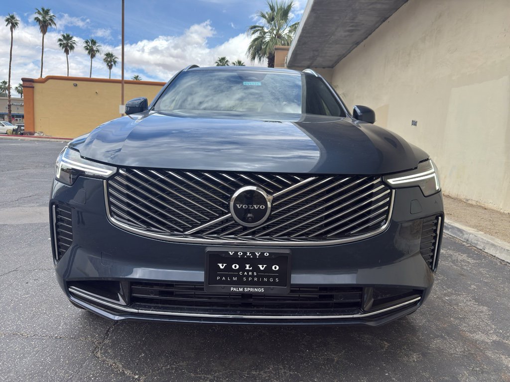 New 2026 Volvo XC90 T8 Plus w/ Protection Package Premier image 8