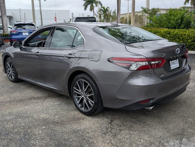 Used 2021 Toyota Camry XLE image 5