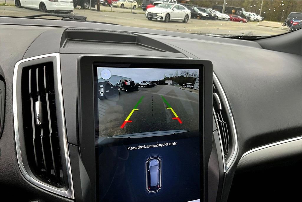 Used 2022 Ford Edge ST w/ Equipment Group 401A AWD/4WD image 16