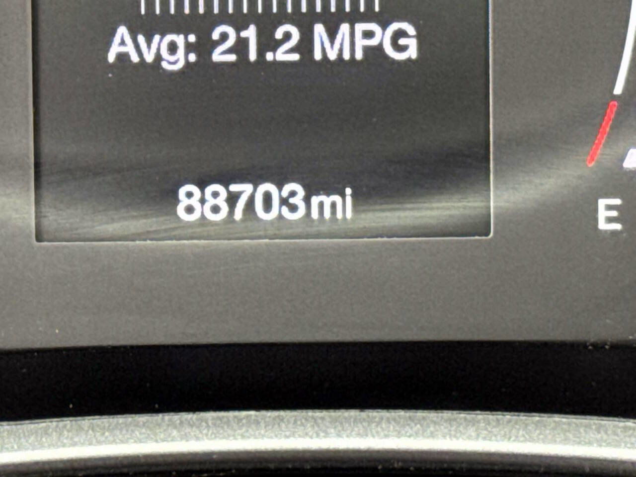 Used 2019 Jeep Compass Latitude w/ Cold Weather Group image 19