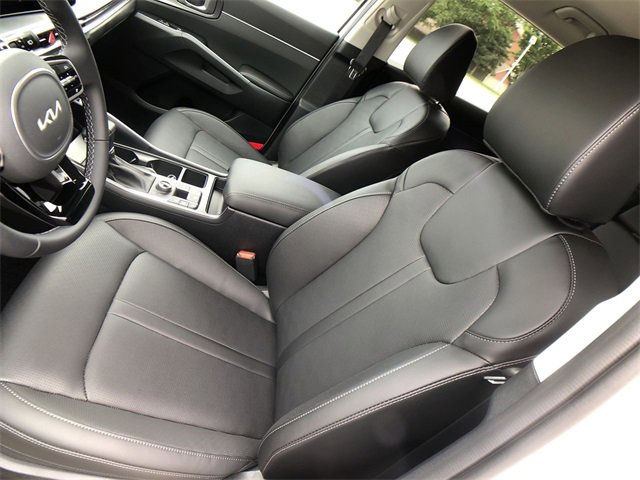 New 2025 Kia Sorento S image 11
