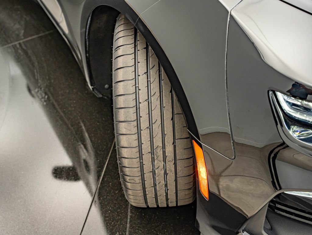 Used 2019 Chevrolet Camaro SS RWD image 48