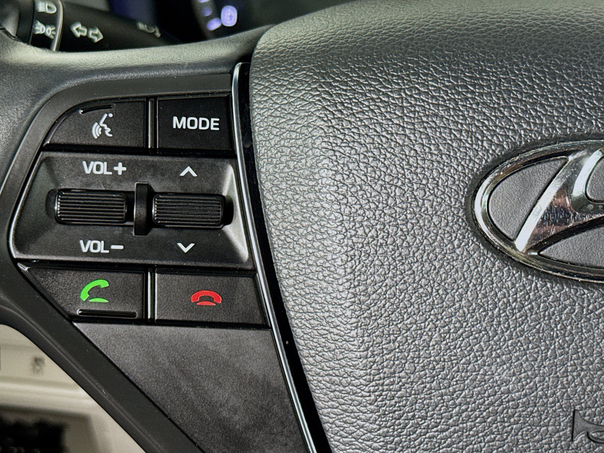 Used 2016 Hyundai Sonata Limited FWD image 11
