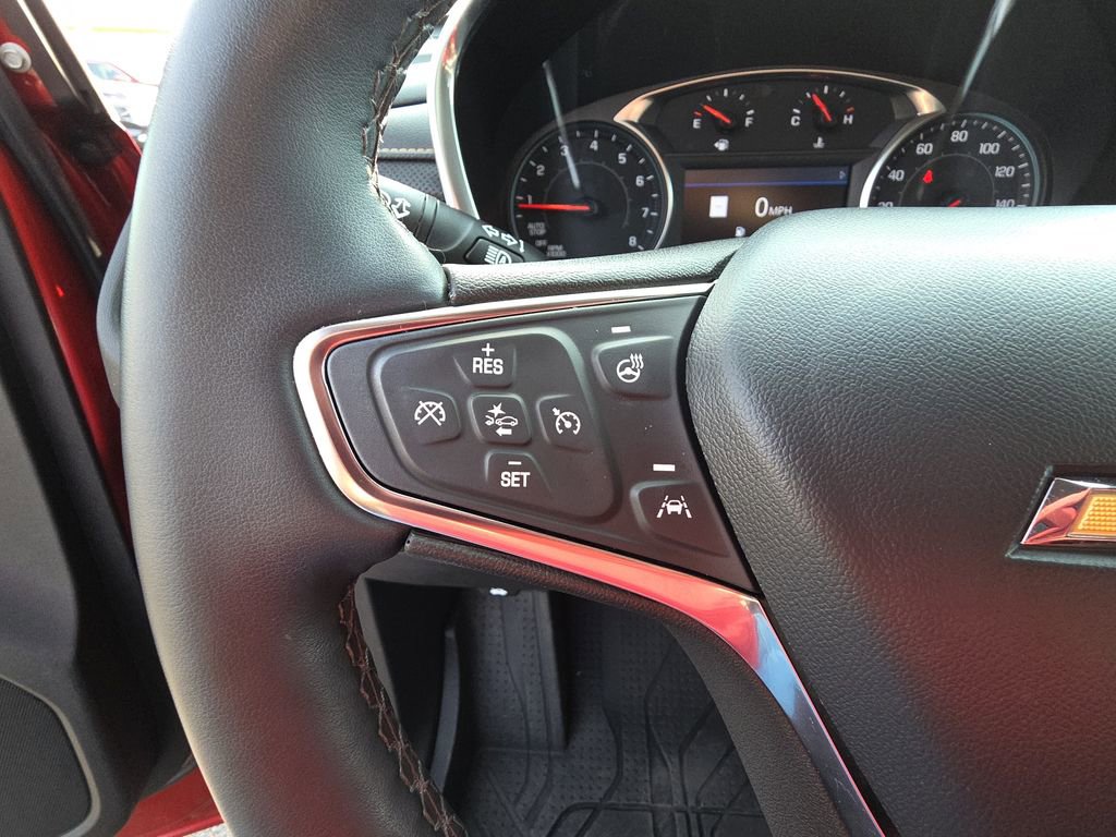 Used 2024 Chevrolet Equinox Premier image 18