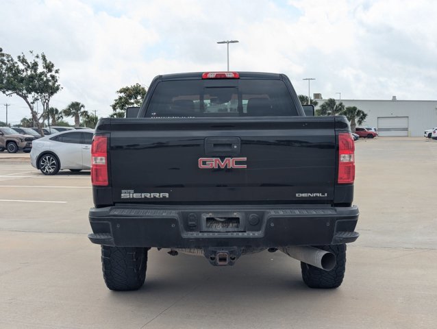 Used 2018 GMC Sierra 2500 Denali w/ Duramax Plus Package image 6