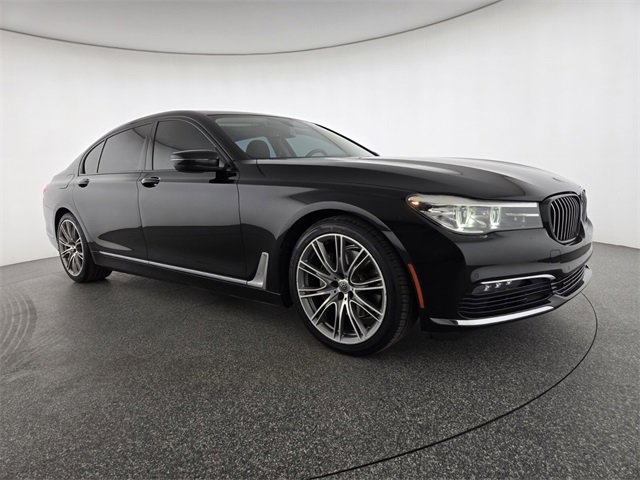 Used 2016 BMW 740i image 15