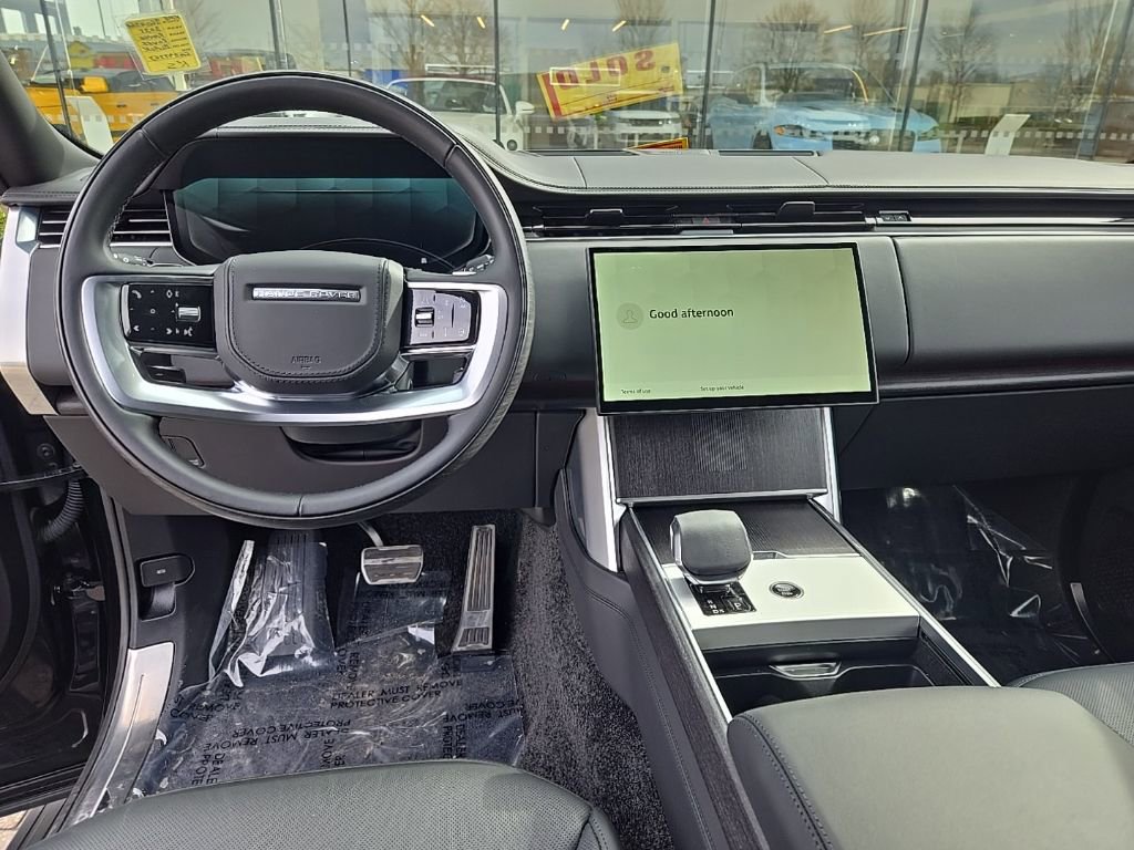 Used 2025 Land Rover Range Rover Autobiography image 15