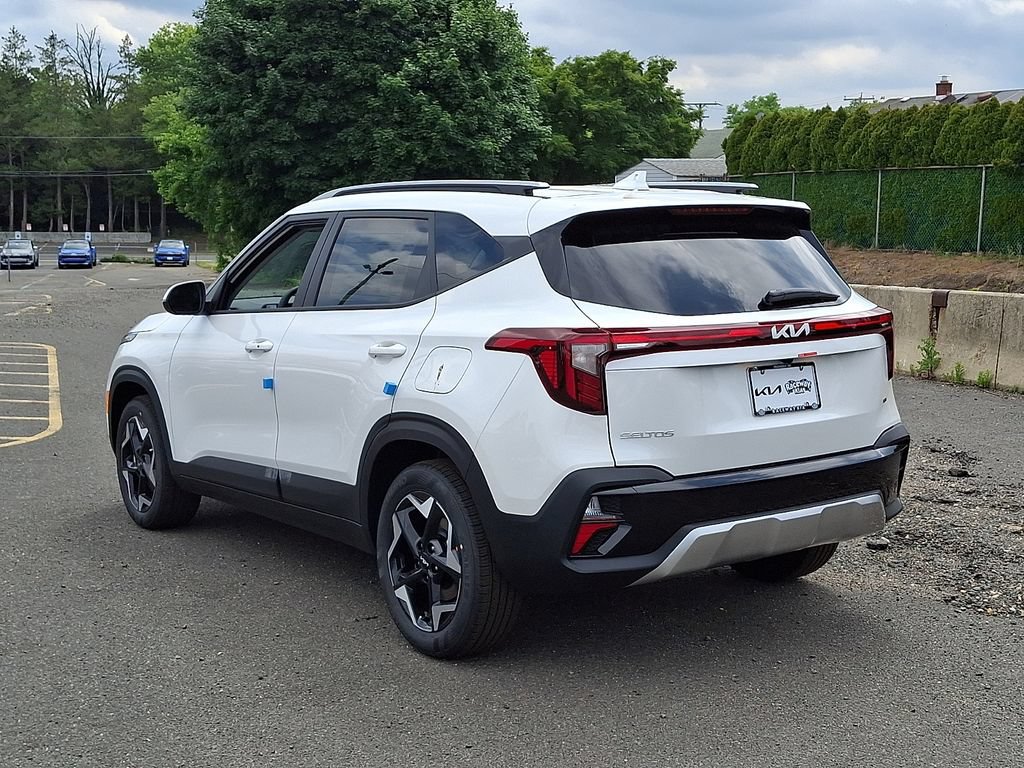 New 2026 Kia Seltos S AWD/4WD image 3