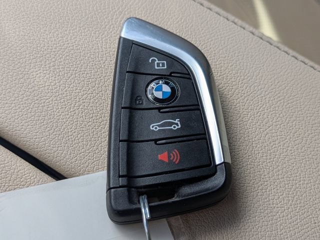 Used 2021 BMW 530i xDrive w/ Convenience Package AWD/4WD image 24