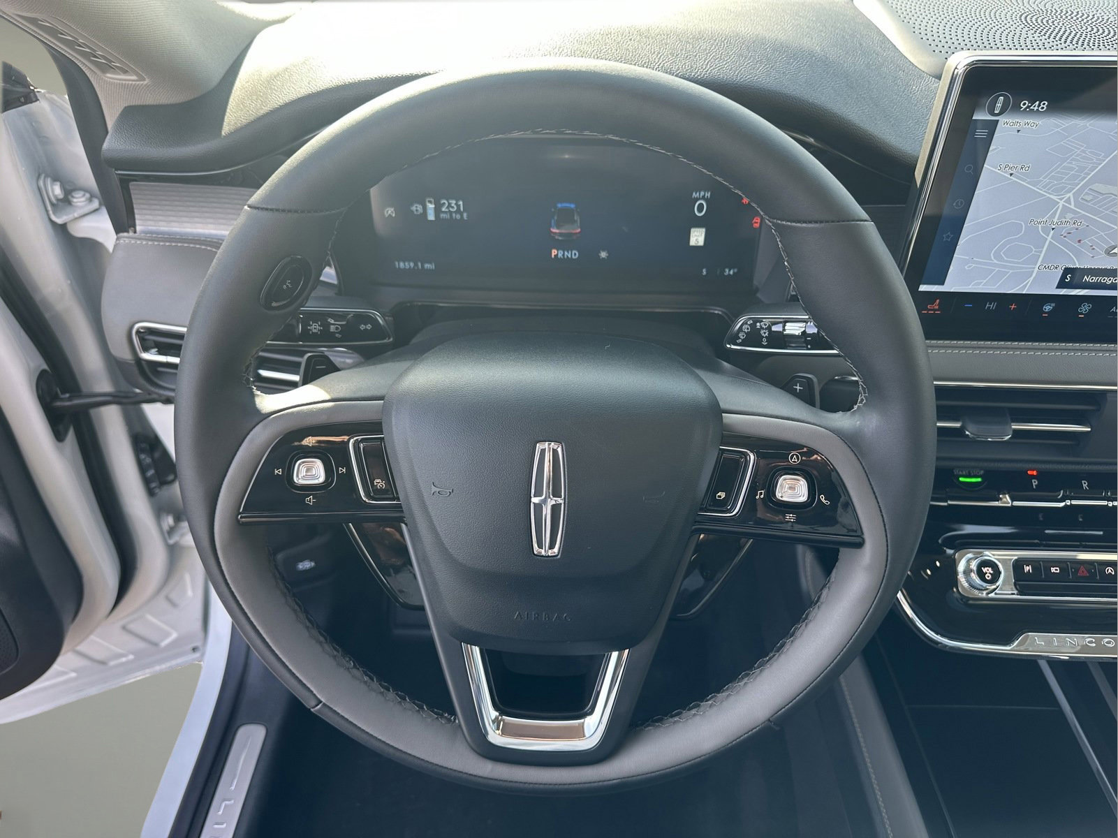 Used 2025 Lincoln Corsair Premiere w/ Equipment Group 101A image 10