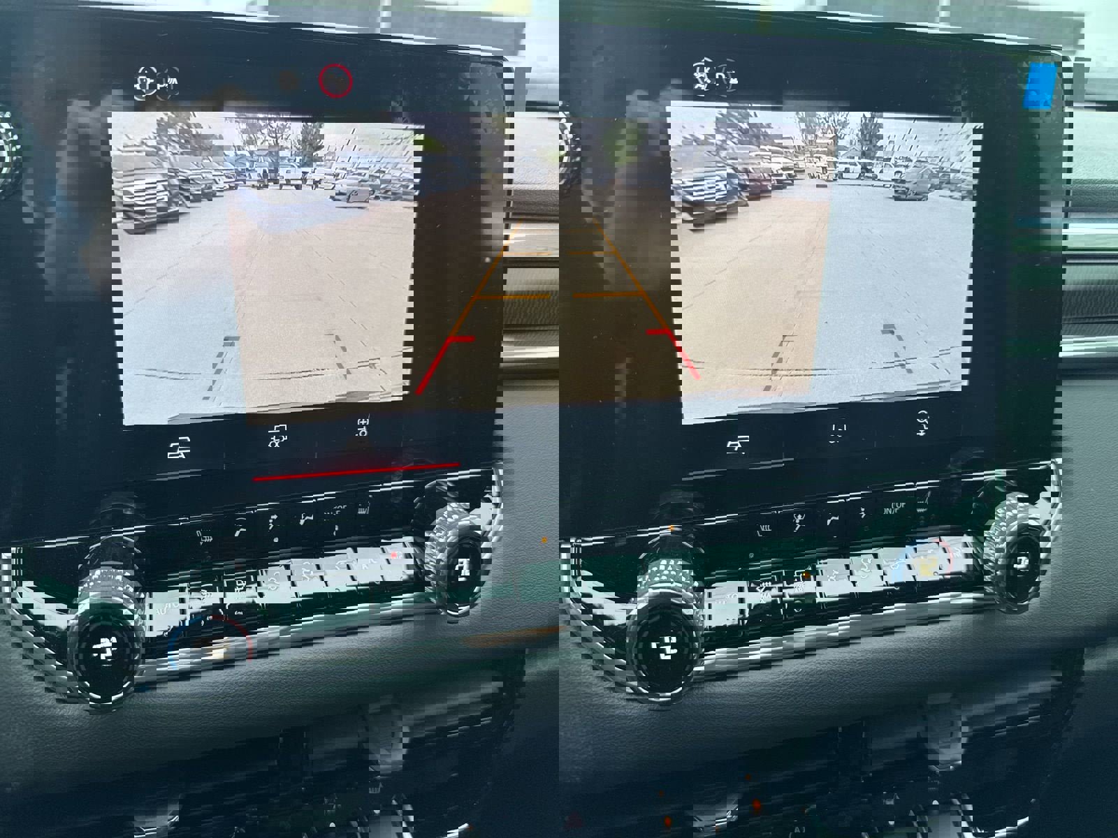 New 2026 GMC Canyon Elevation w/ Convenience Package image 15