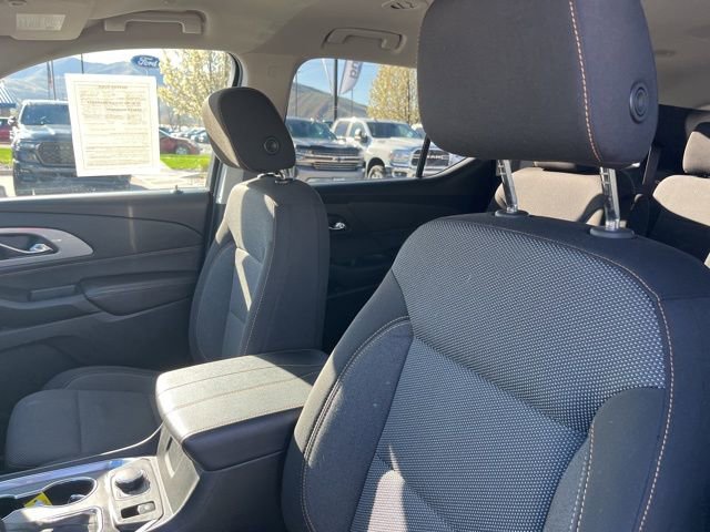 Used 2021 Chevrolet Traverse LT image 15