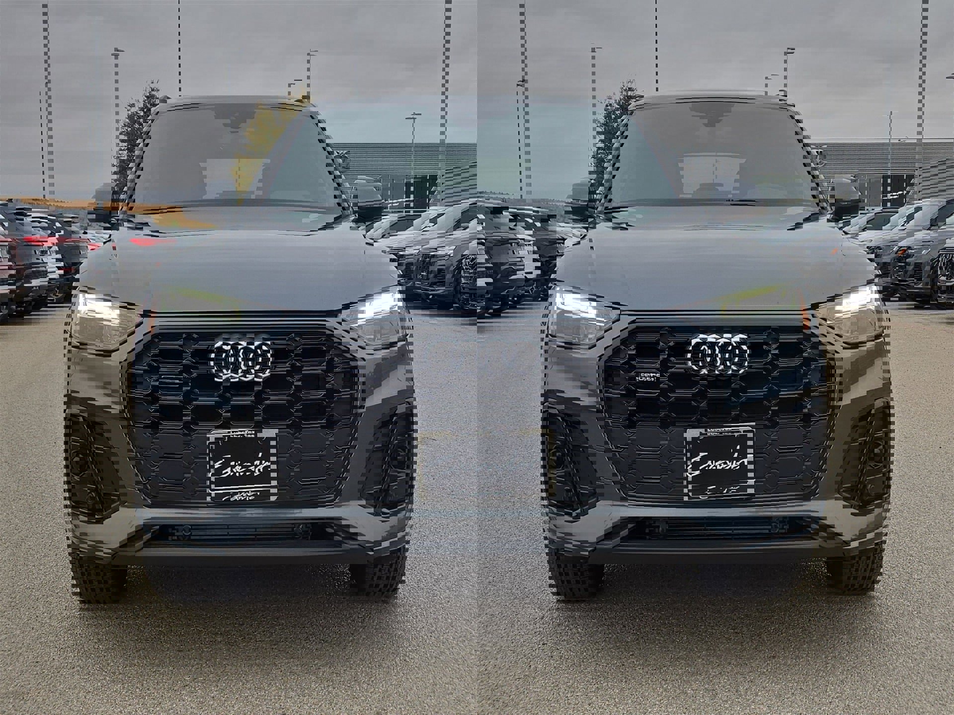 Certified 2025 Audi Q5 2.0T Premium w/ Convenience Plus Package image 10