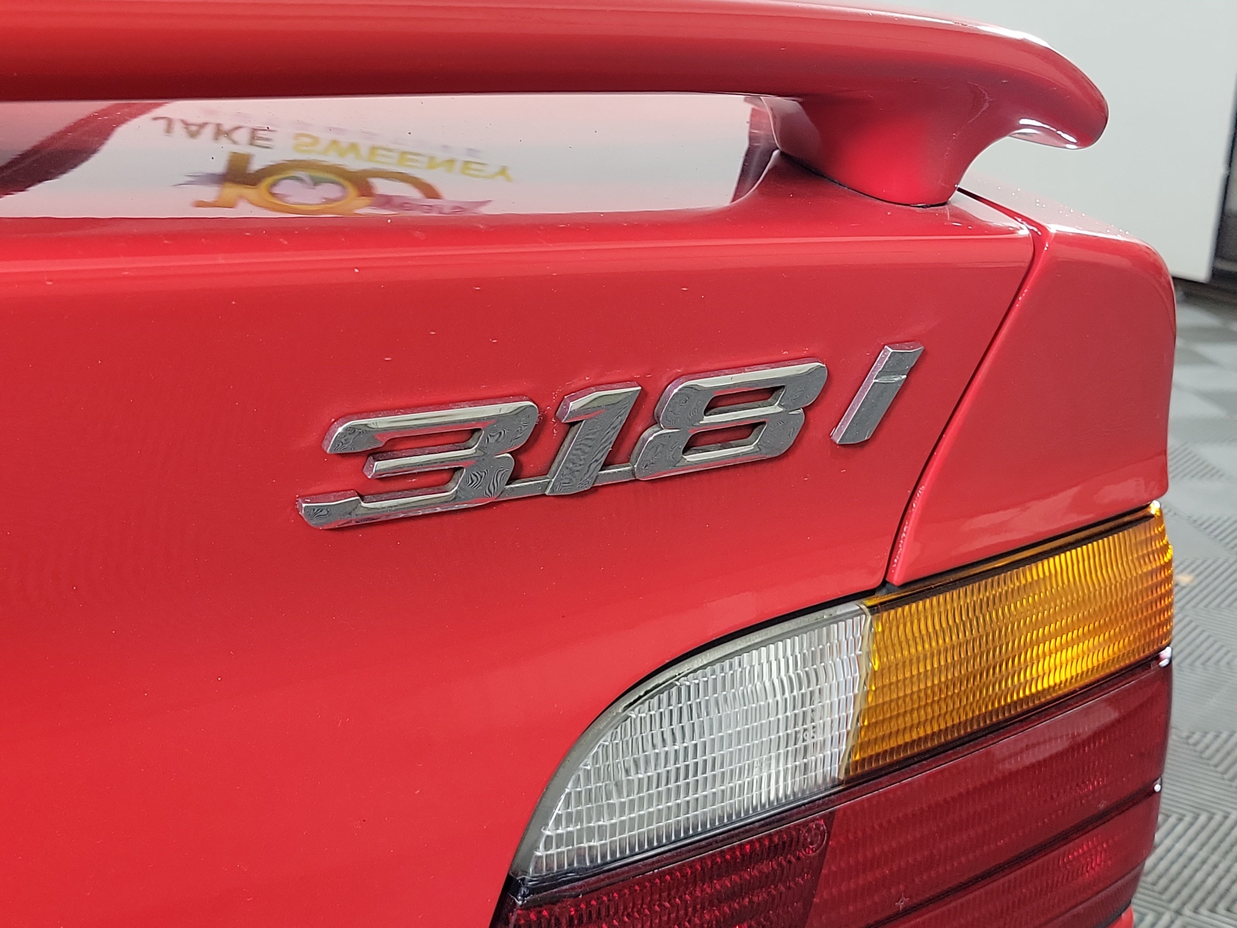 Used 1995 BMW 318i Convertible RWD image 7