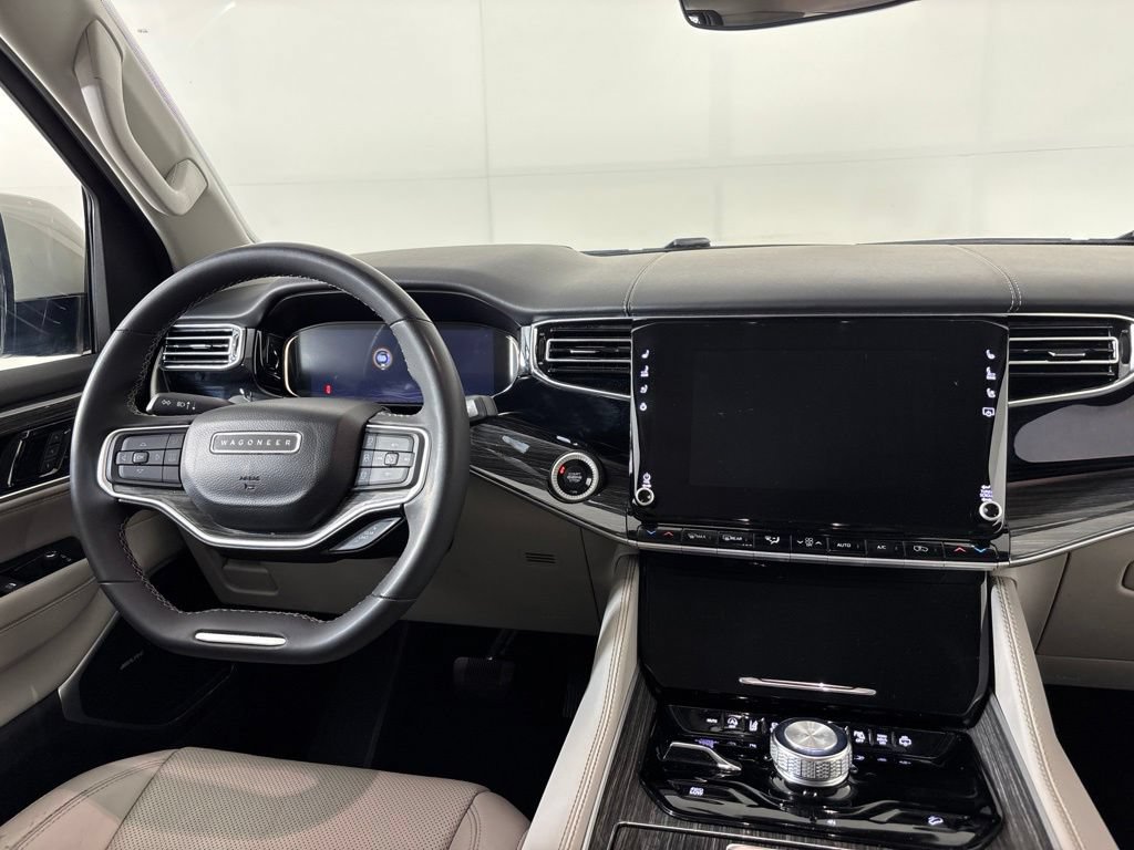Used 2022 Jeep Wagoneer Series III w/ Convenience Group I AWD/4WD image 22