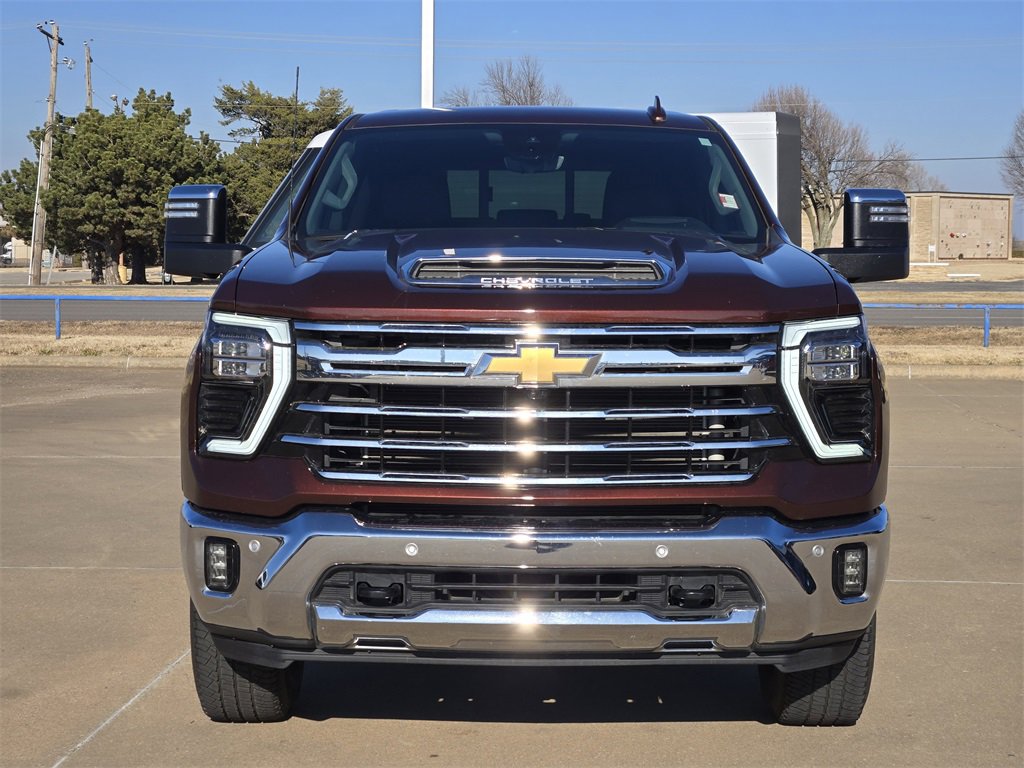Used 2024 Chevrolet Silverado 2500 LTZ w/ LTZ Plus Package image 2