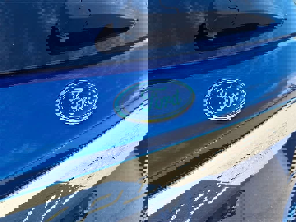 Used 2022 Ford Explorer Limited image 28