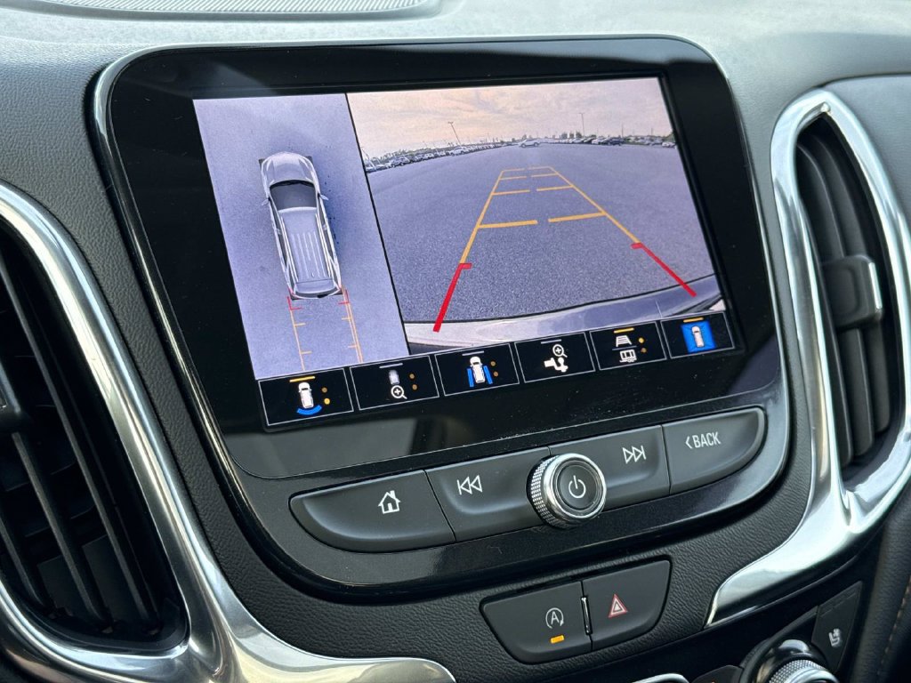 Used 2022 Chevrolet Equinox Premier AWD/4WD image 6