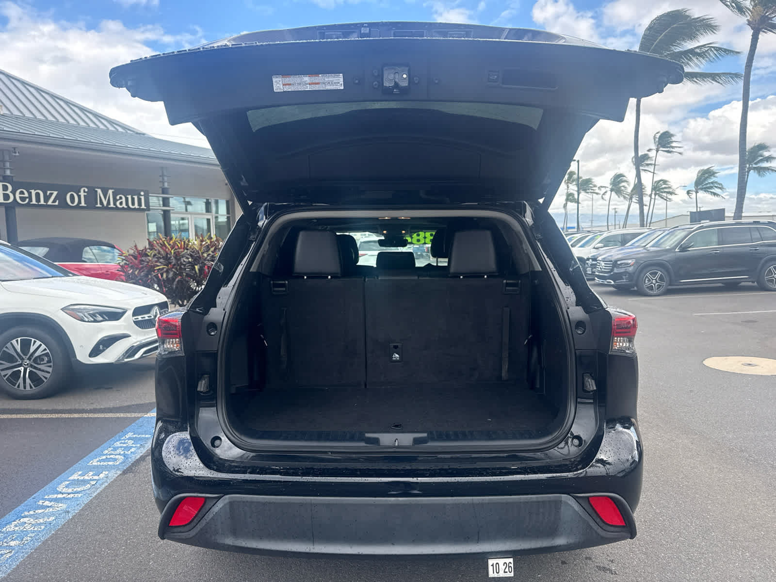 Used 2023 Toyota Highlander XLE FWD image 20