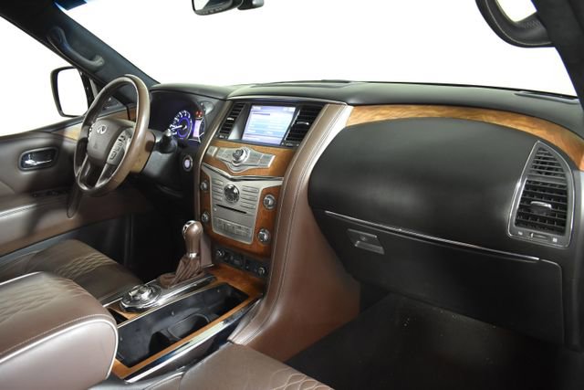 Used 2017 INFINITI QX80 Limited w/ All Season Package image 42