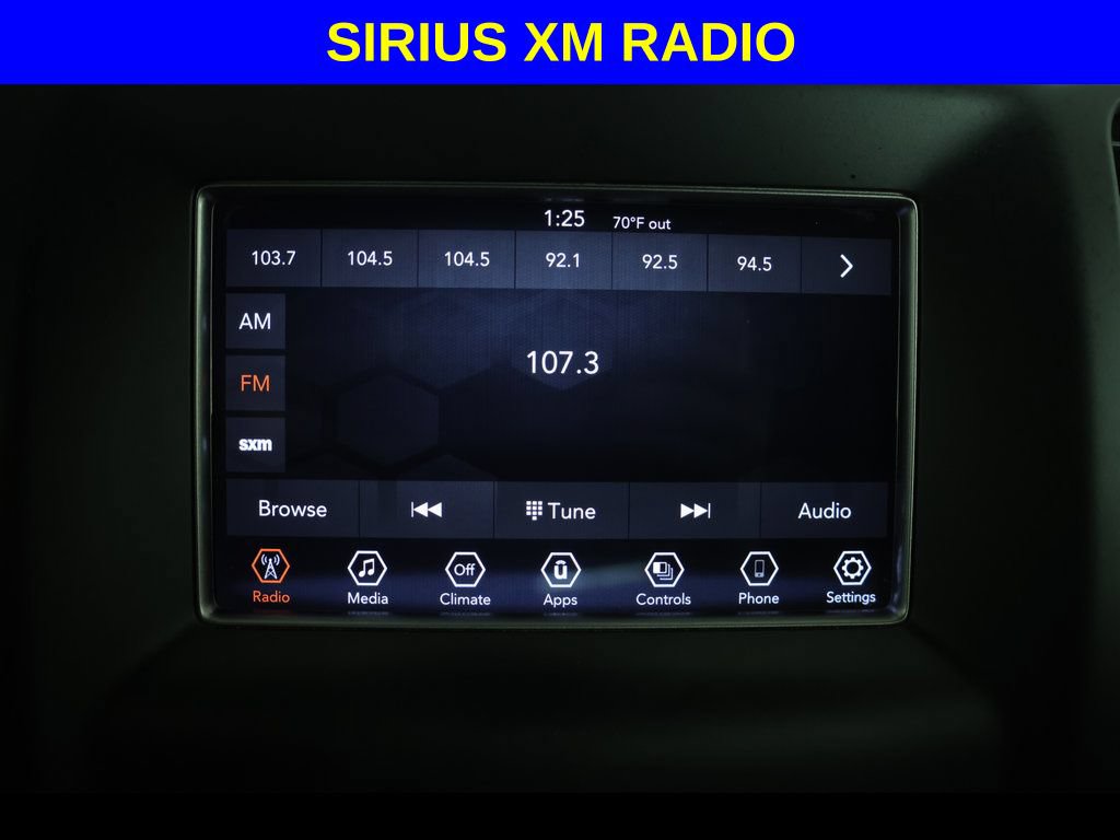 Used 2021 Jeep Grand Cherokee Laredo AWD/4WD image 5