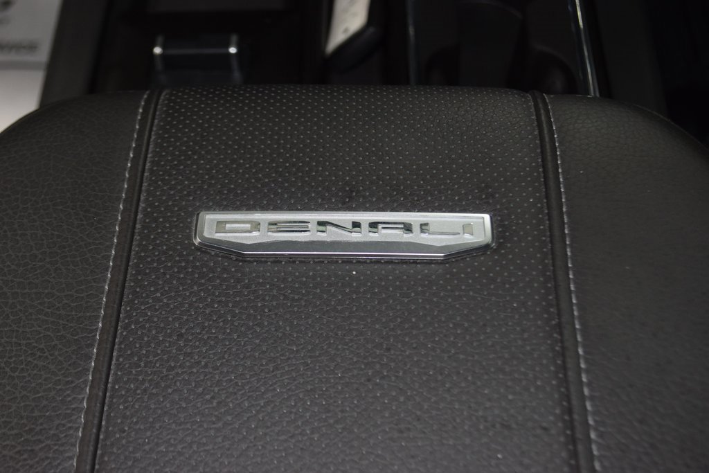 Used 2024 GMC Sierra 3500 Denali w/ Denali Reserve Package image 33