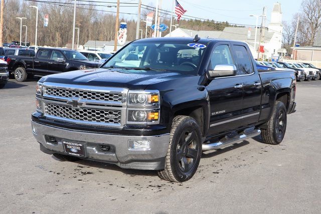 Used 2015 Chevrolet Silverado 1500 LTZ AWD/4WD image 15