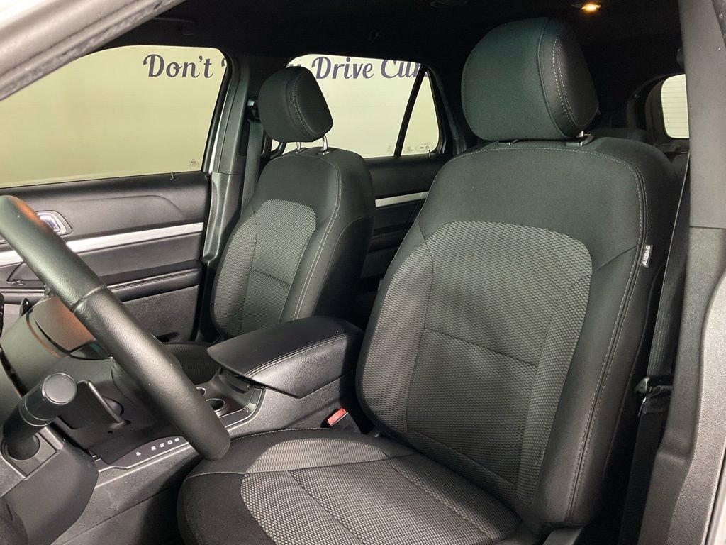 Certified 2017 Ford Explorer XLT image 14