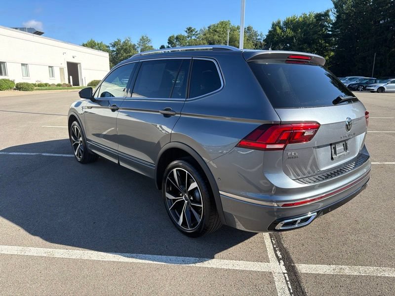 Used 2023 Volkswagen Tiguan SEL R-Line AWD/4WD image 5